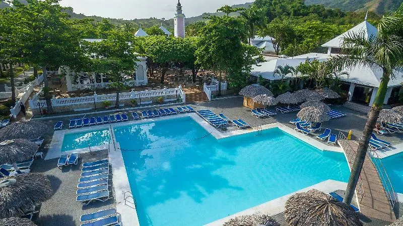 Hotel Playabachata Maggiolo