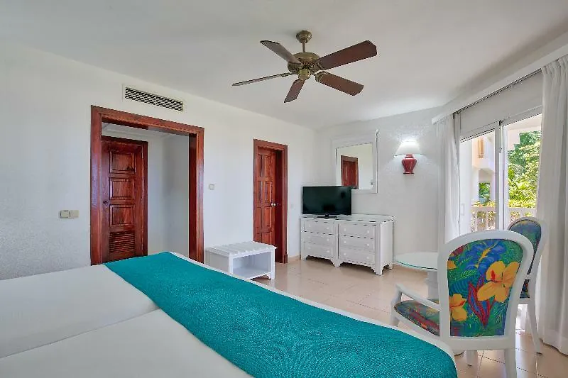 Playabachata Maggiolo Hotel
